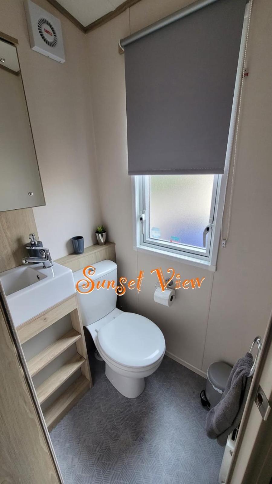 Tattershall Lakes Sunset View Caravan Lakeside, Hot Tub, Garden, Private Fishing Peg & Wifi Esterno foto